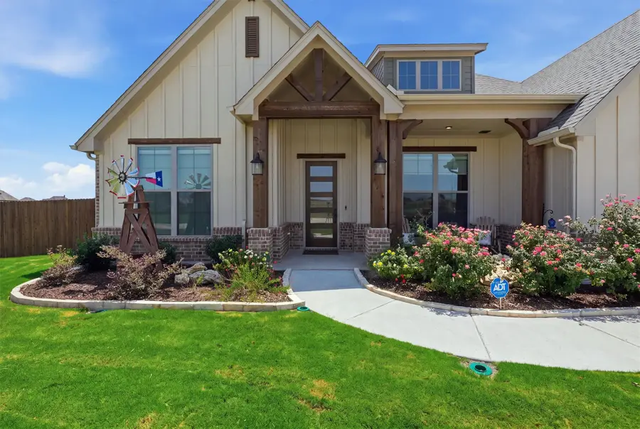 101 Howling Court, Godley, TX 76044 - #3