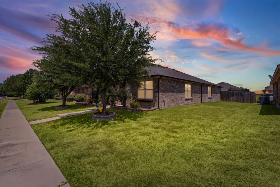 1612 Ambercrest Drive, Lancaster, TX 75146 - #3