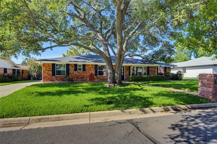 4273 Barcelona Drive, Fort Worth, TX 76133 - #3