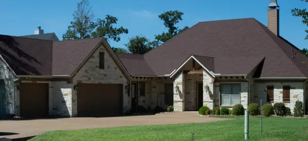560 Clubhouse Drive, Corsicana, TX 75109