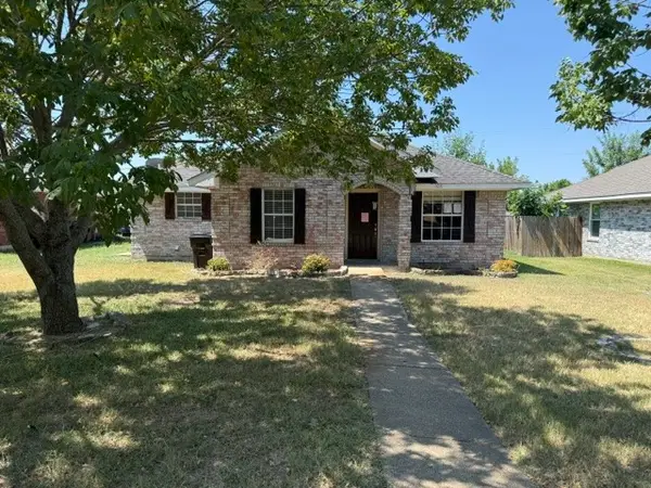 108 Amy Drive, Crandall, TX 75114