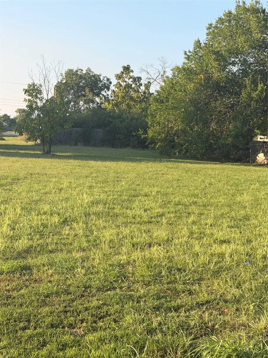 4620 Washington Street, Greenville, TX 75401 - #3