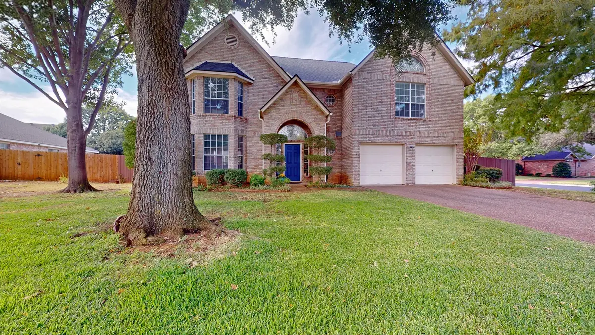 817 Crystal Lane, Hurst, TX 76054 - #1