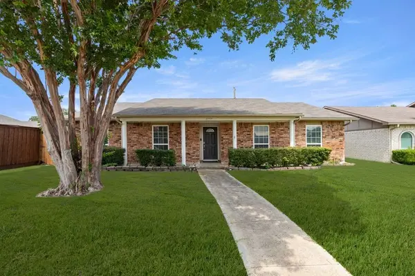 6005 Blair Oaks Drive, The Colony, TX 75056