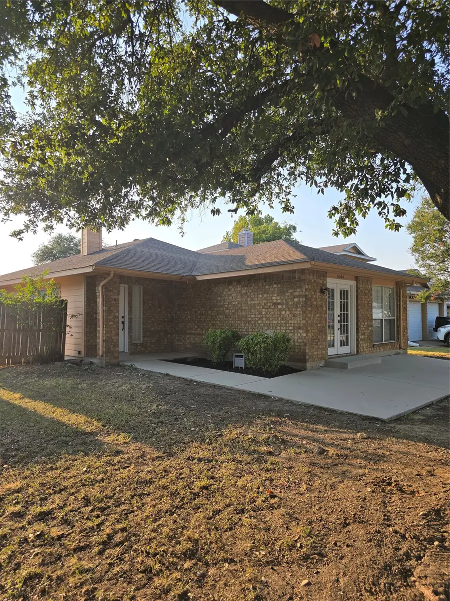 3182 Cross Creek Circle, Grand Prairie, TX 75052 - #3
