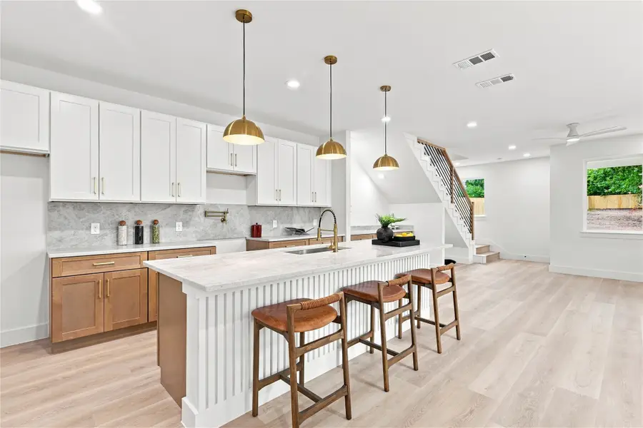 4004 & 4006 S Denley Drive, Dallas, TX 75216 - #2