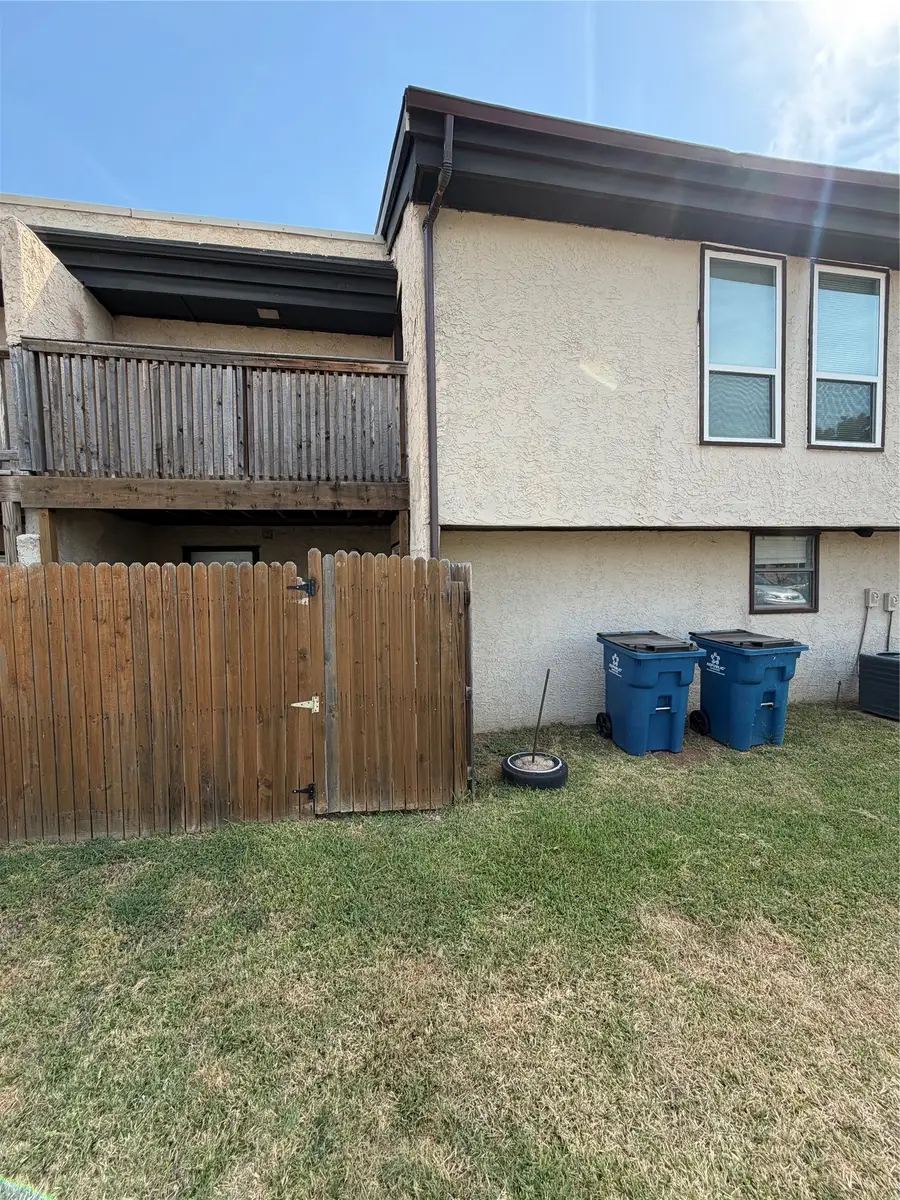 711 Harbour Town Drive #3, Lake Dallas, TX 75065 - #2