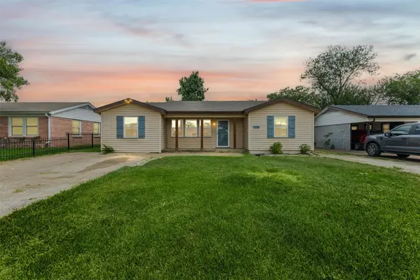 116 Highland Drive, Ennis, TX 75119