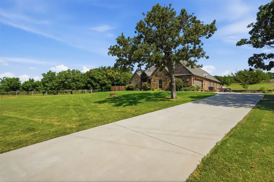 3518 Old Mineral Wells Highway, Weatherford, TX 76088 - #3