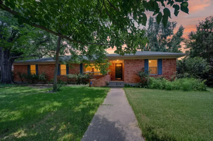 1606 Comanche Trail, Garland, TX 75043 - #2