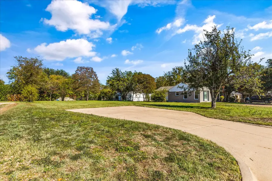 3512 W Biddison Street, Fort Worth, TX 76109 - #3