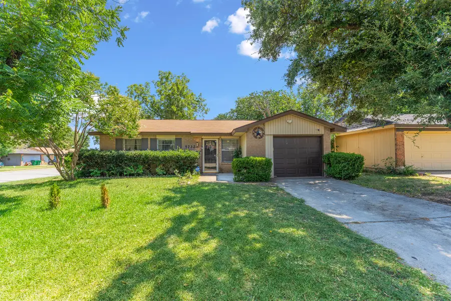 5732 Bonner Drive, Haltom City, TX 76148 - #2