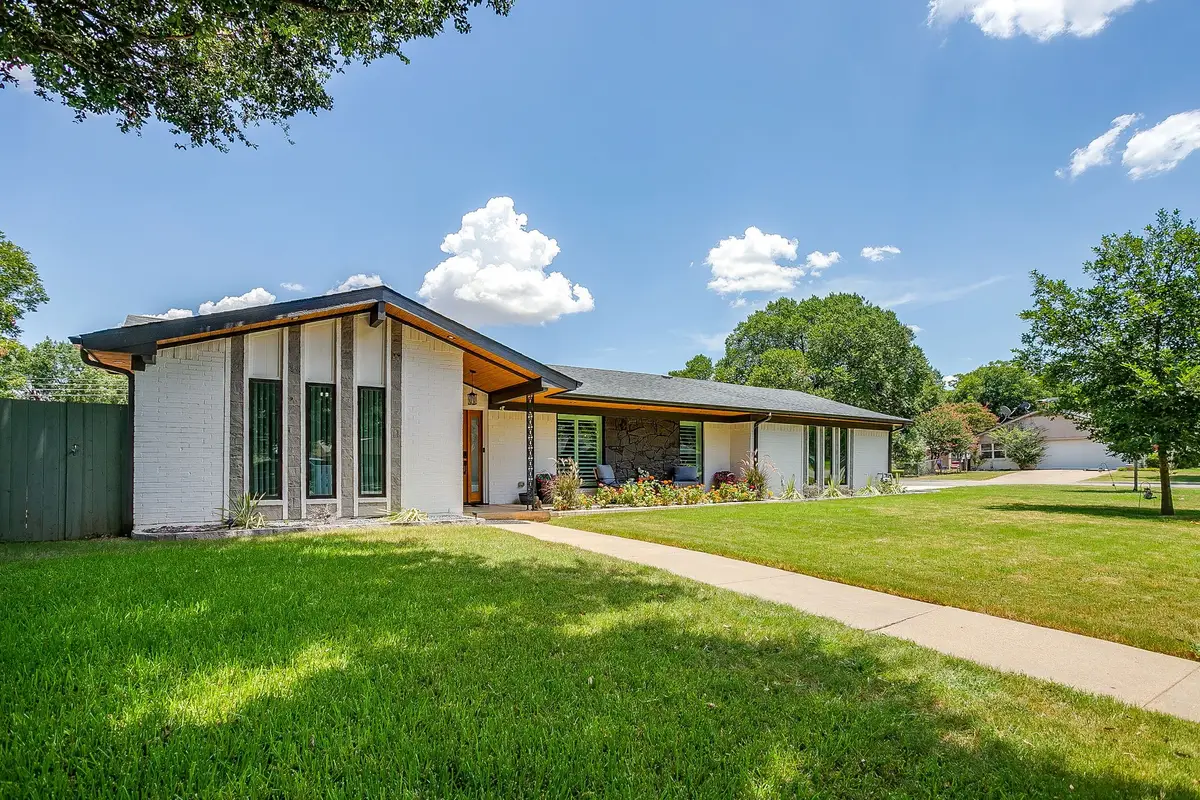 400 Glenn Drive, Hurst, TX 76053 - #1