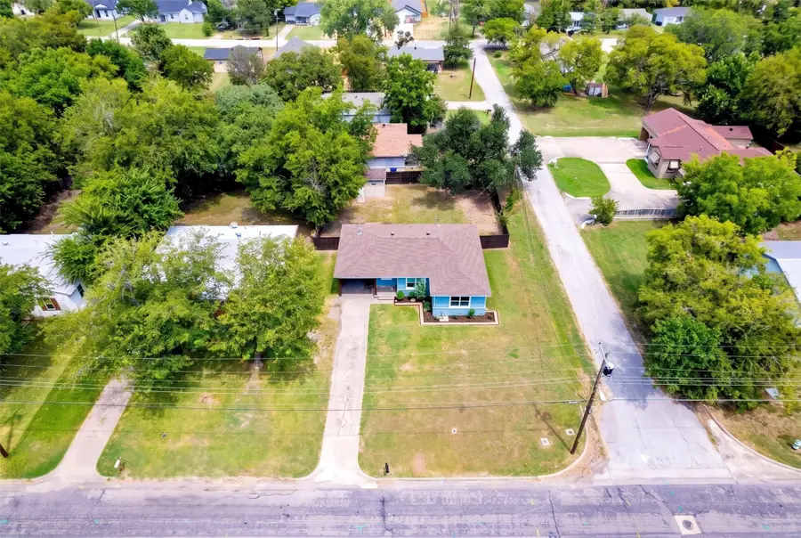 3202 Mitchell Street, Greenville, TX 75402 - #2