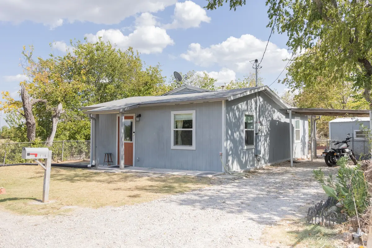 1206 9th Street, Mineral Wells, TX 76067 - #1