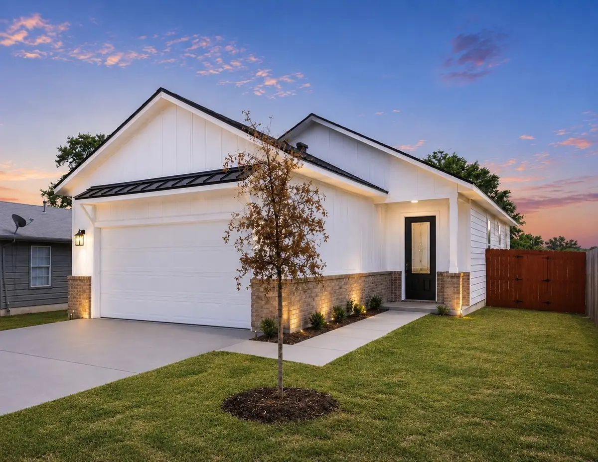 204 3rd Street, Hillsboro, TX 76645 - #1