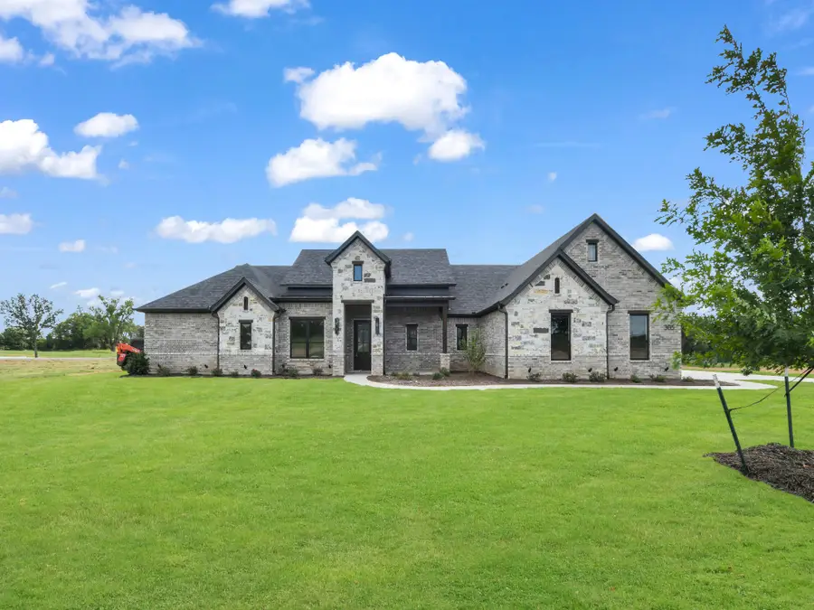 305 Wrangler Court, Weatherford, TX 76088 - #2