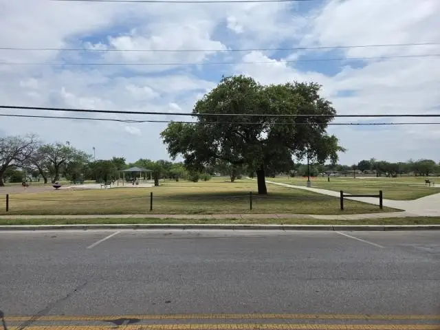 5605 Ramey Avenue, Fort Worth, TX 76112 - #2