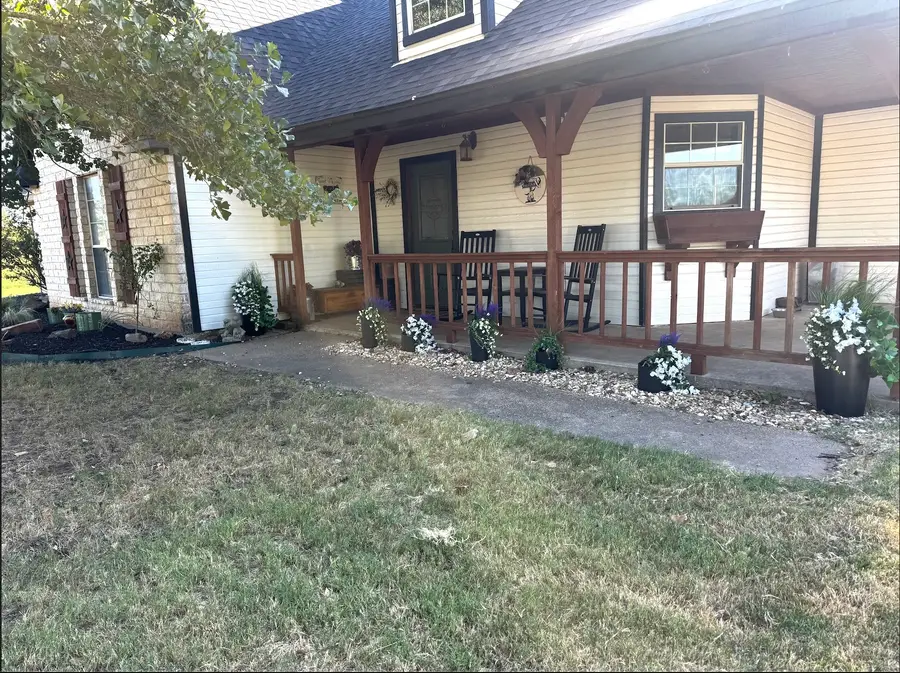 1870 Ross Lane, Springtown, TX 76082 - #2