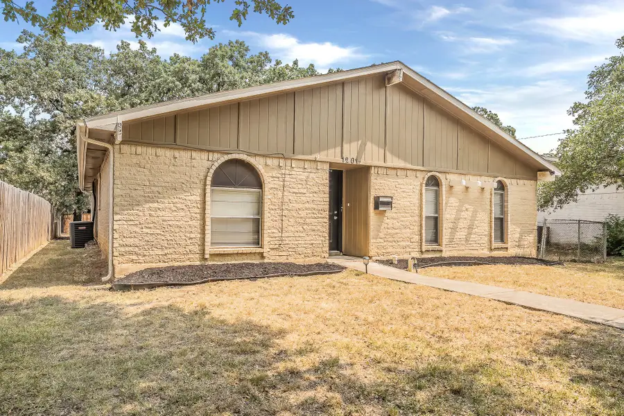 1201 Kingston Drive, Lewisville, TX 75067 - #3