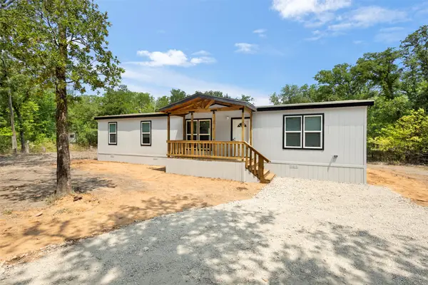 1494 Lynock Lane, Azle, TX 76020