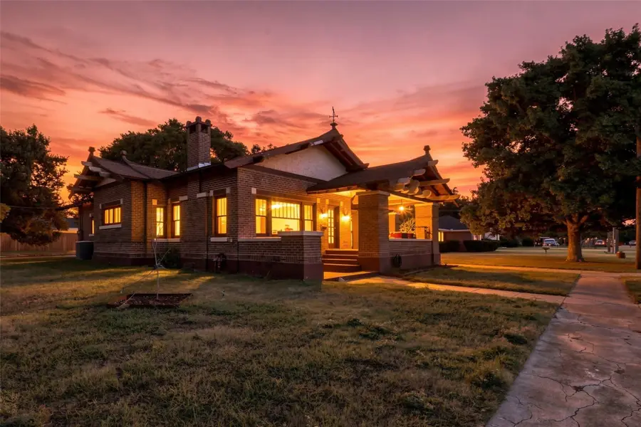 701 Pecan Street, Honey Grove, TX 75446 - #3
