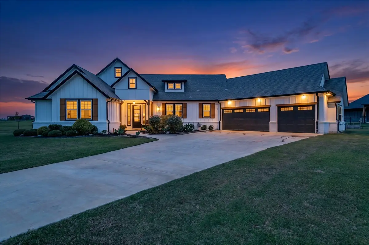128 Chambers Creek Trail, Alvarado, TX 76009 - #1