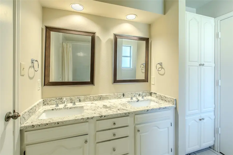 3412 Gatwick Place, Farmers Branch, TX 75234 - #3