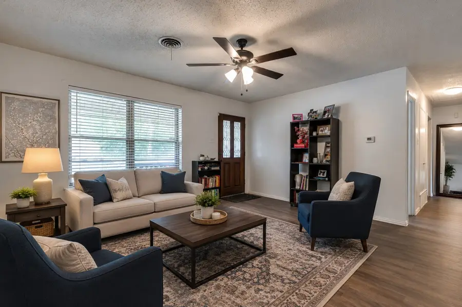 2002 Winthrop Street, Irving, TX 75061 - #3