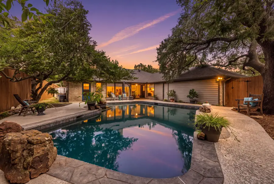 6803 Fernshaw Drive, Dallas, TX 75248 - #2