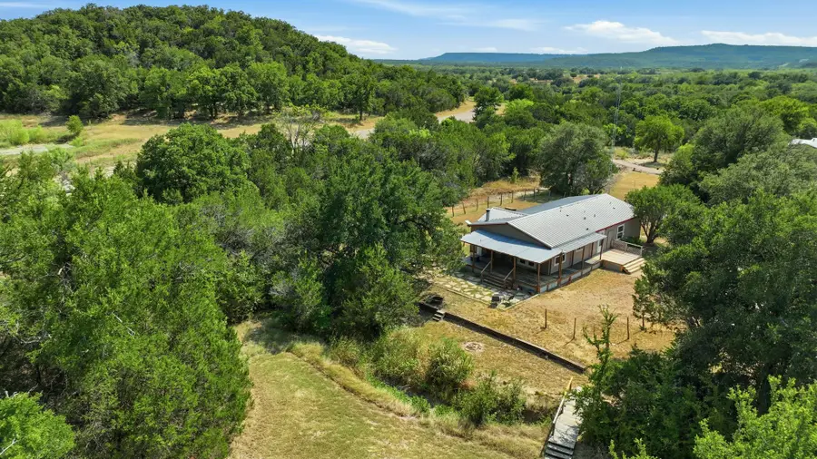 100 Shady Oaks Drive, Mineral Wells, TX 76067 - #2