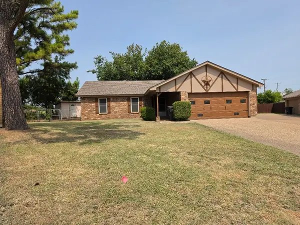 2024 Pebblecreek Drive, Cleburne, TX 76033