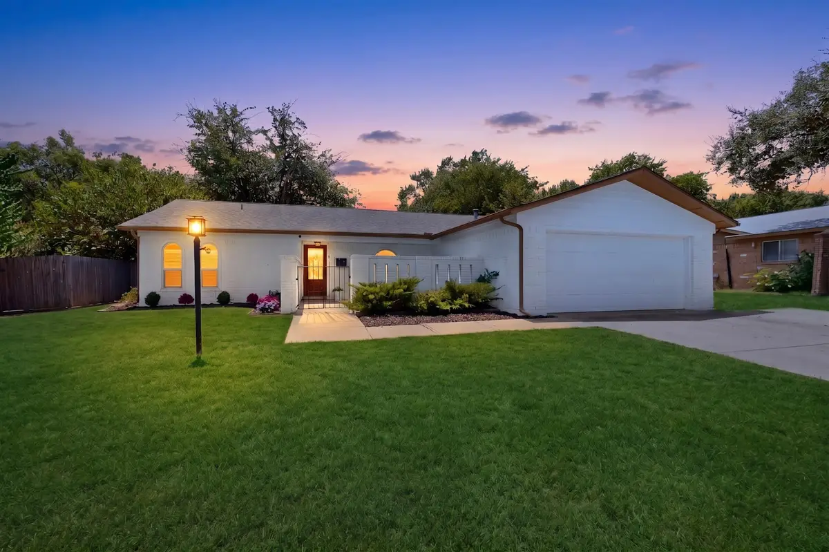 1509 Linwood Lane, Edgecliff Village, TX 76134 - #1