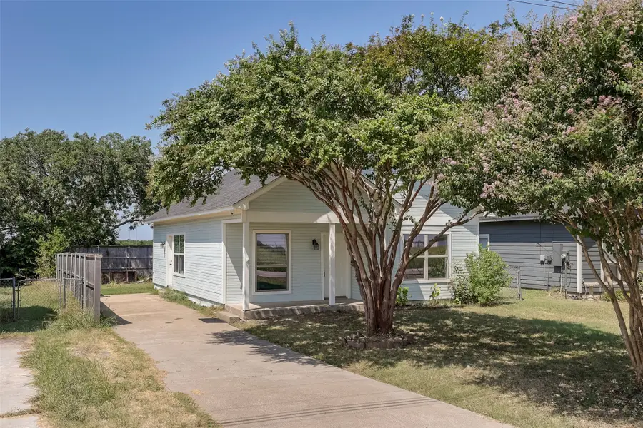 334 Peters Street, Waxahachie, TX 75165 - #3