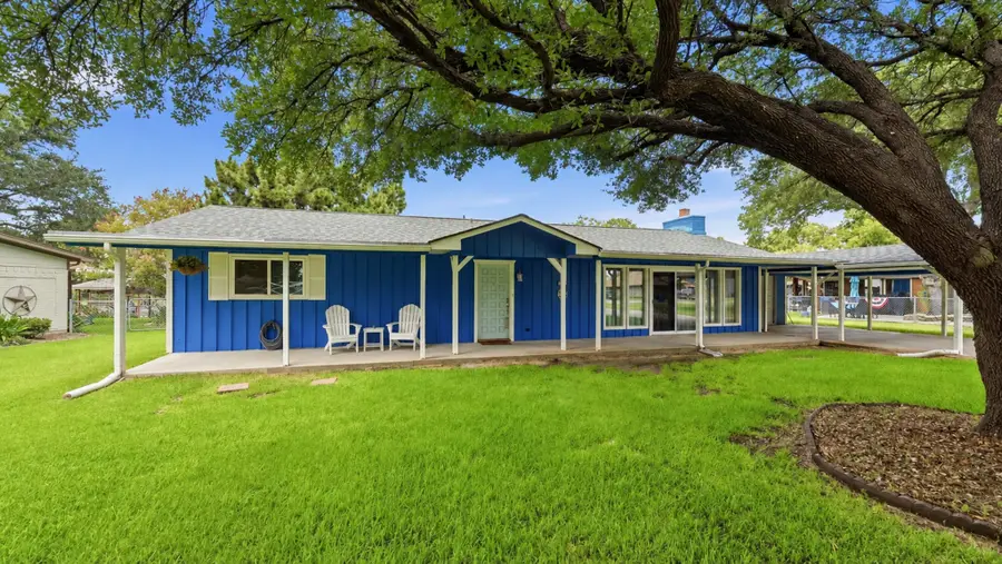 3904 Winding Way, Granbury, TX 76049 - #2