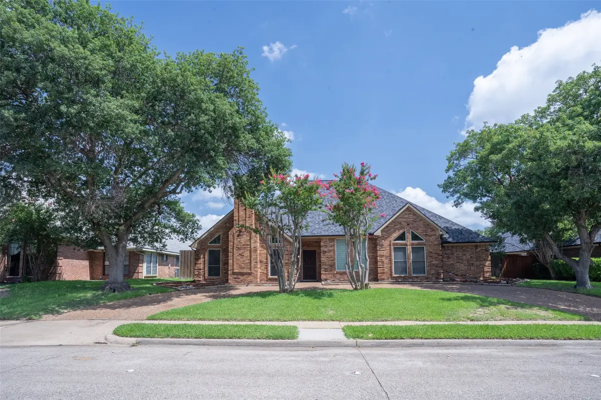 3905 Cross Bend Road, Plano, TX 75023 - #1