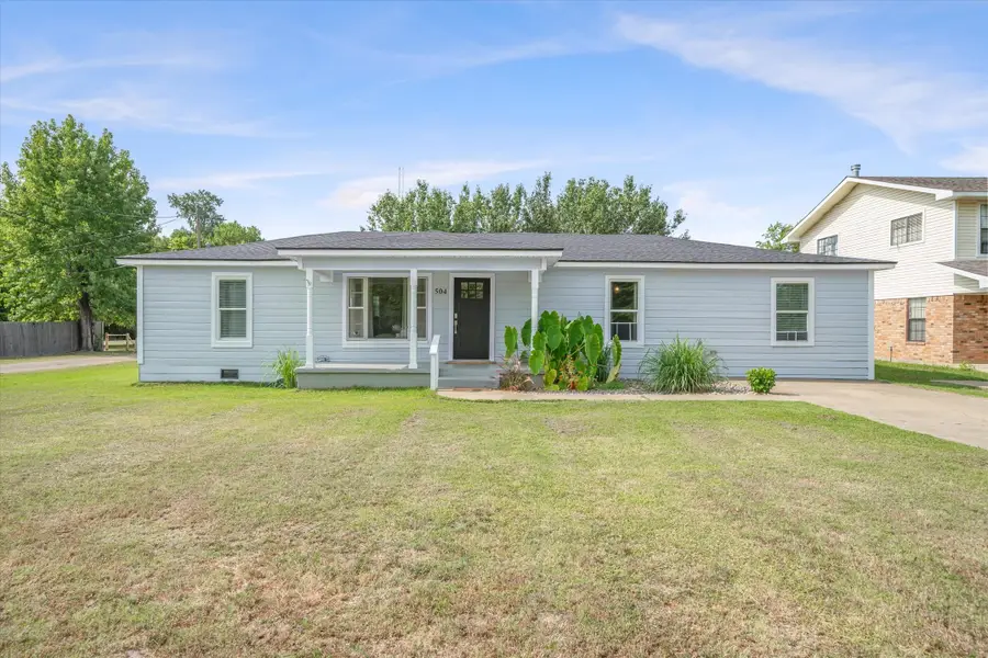 504 E Pennsylvania Avenue, Van, TX 75790 - #2