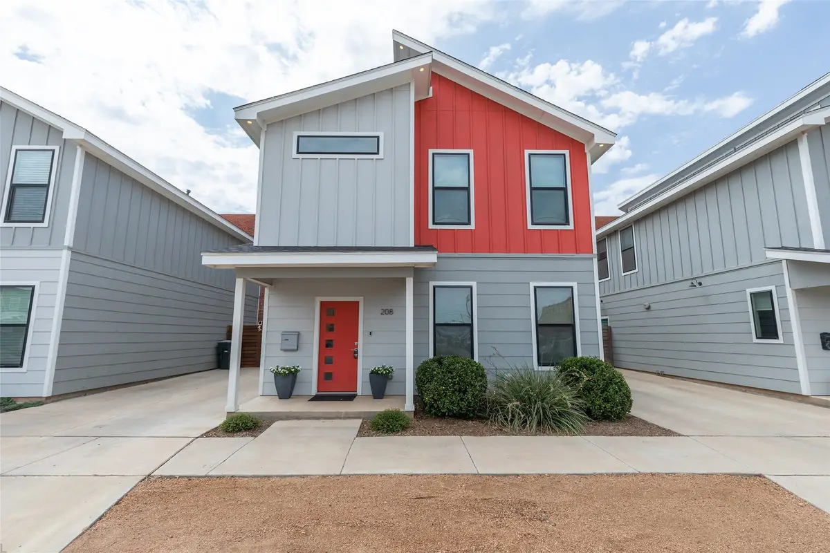 208 Pecan Street, Abilene, TX 79602 - #1