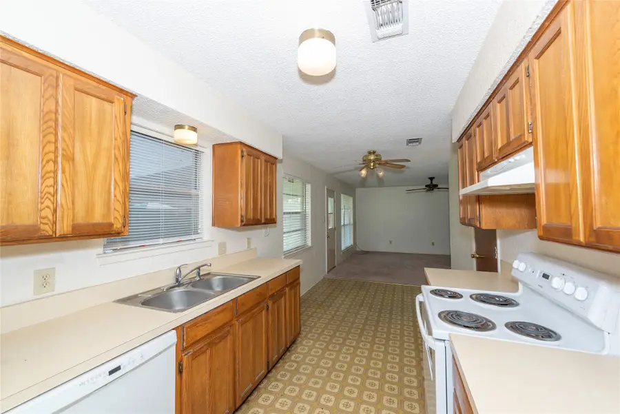 6412 Rebecca Lane, Watauga, TX 76148 - #2
