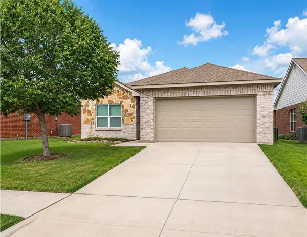 2021 Meadow Park Drive, Princeton, TX 75407