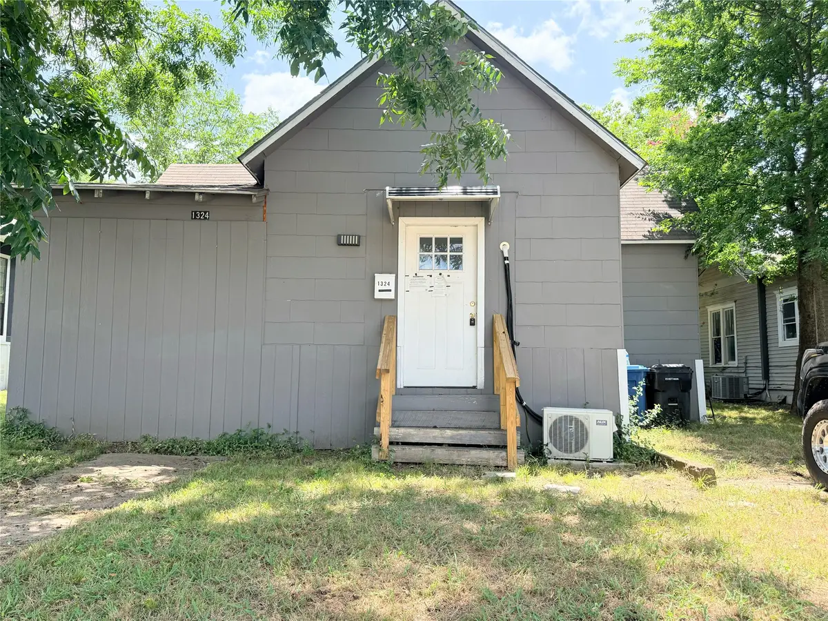 1324 W Morton Street, Denison, TX 75020 - #1