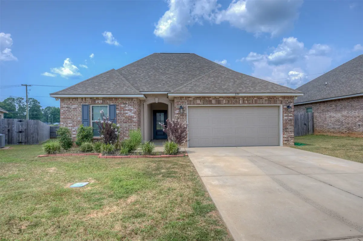 220 Berkshire Place, Haughton, LA 71037 - #1