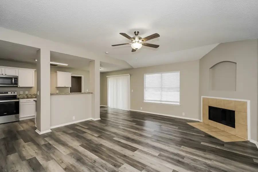 1923 Nemechek Drive, Dallas, TX 75217 - #2