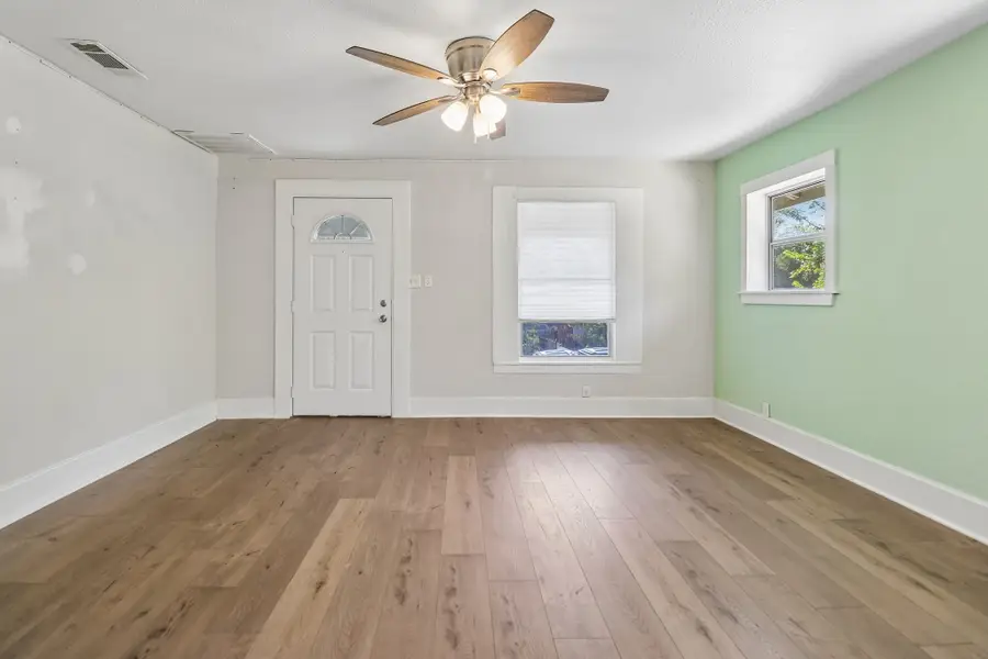 1963 Columbus Avenue, Fort Worth, TX 76164 - #2