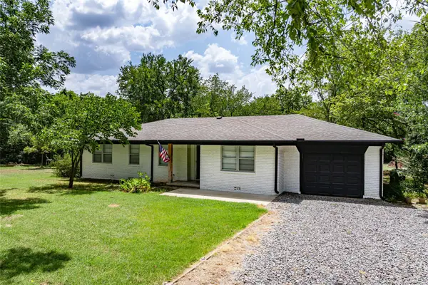 414 Flowing Wells Road, Pottsboro, TX 75076