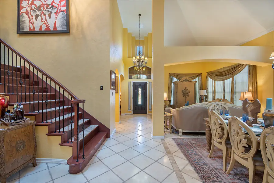 663 E Sandra Lane, Grand Prairie, TX 75052 - #3