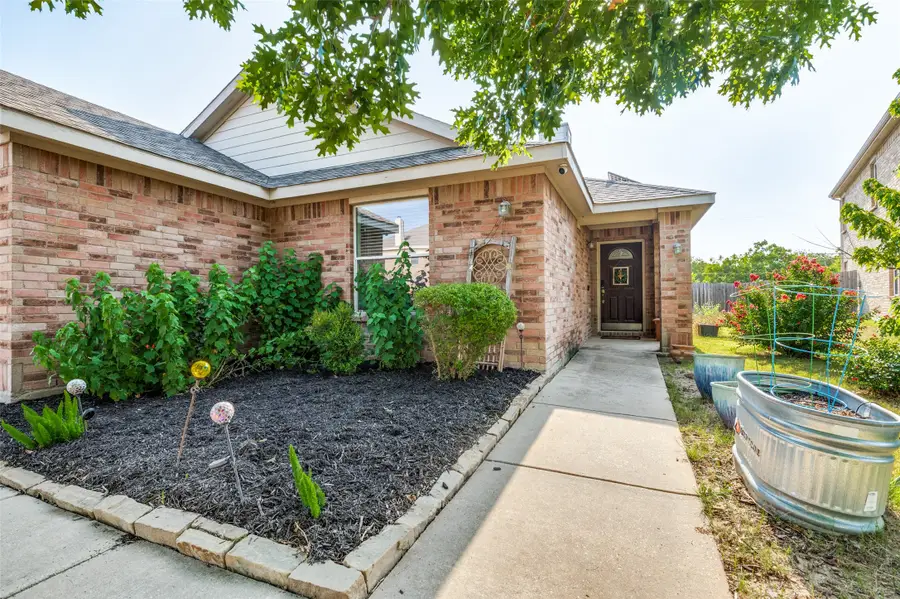 5440 Cameron Drive, Grand Prairie, TX 75052 - #2