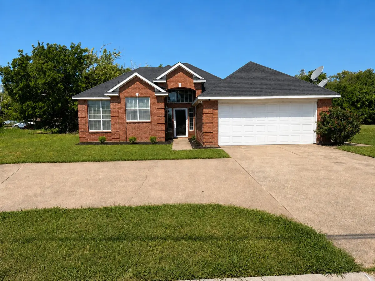 400 S Rockwall Avenue, Terrell, TX 75160 - #1