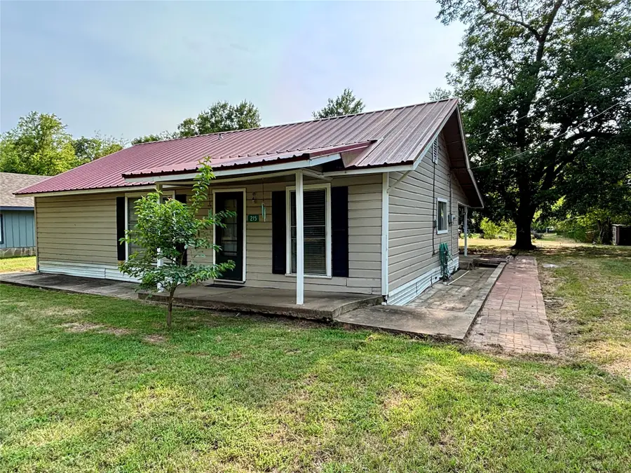 215 Cleveland, Winfield, TX 75493 - #3