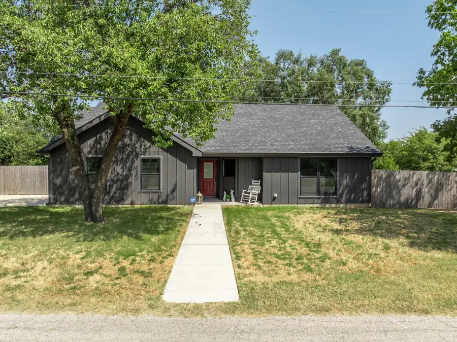100 Hoover Avenue, Whitney, TX 76692 - #2